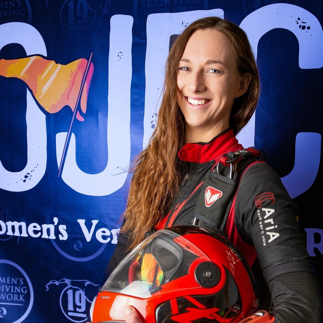 Rosie Manning | Paragliding is fun